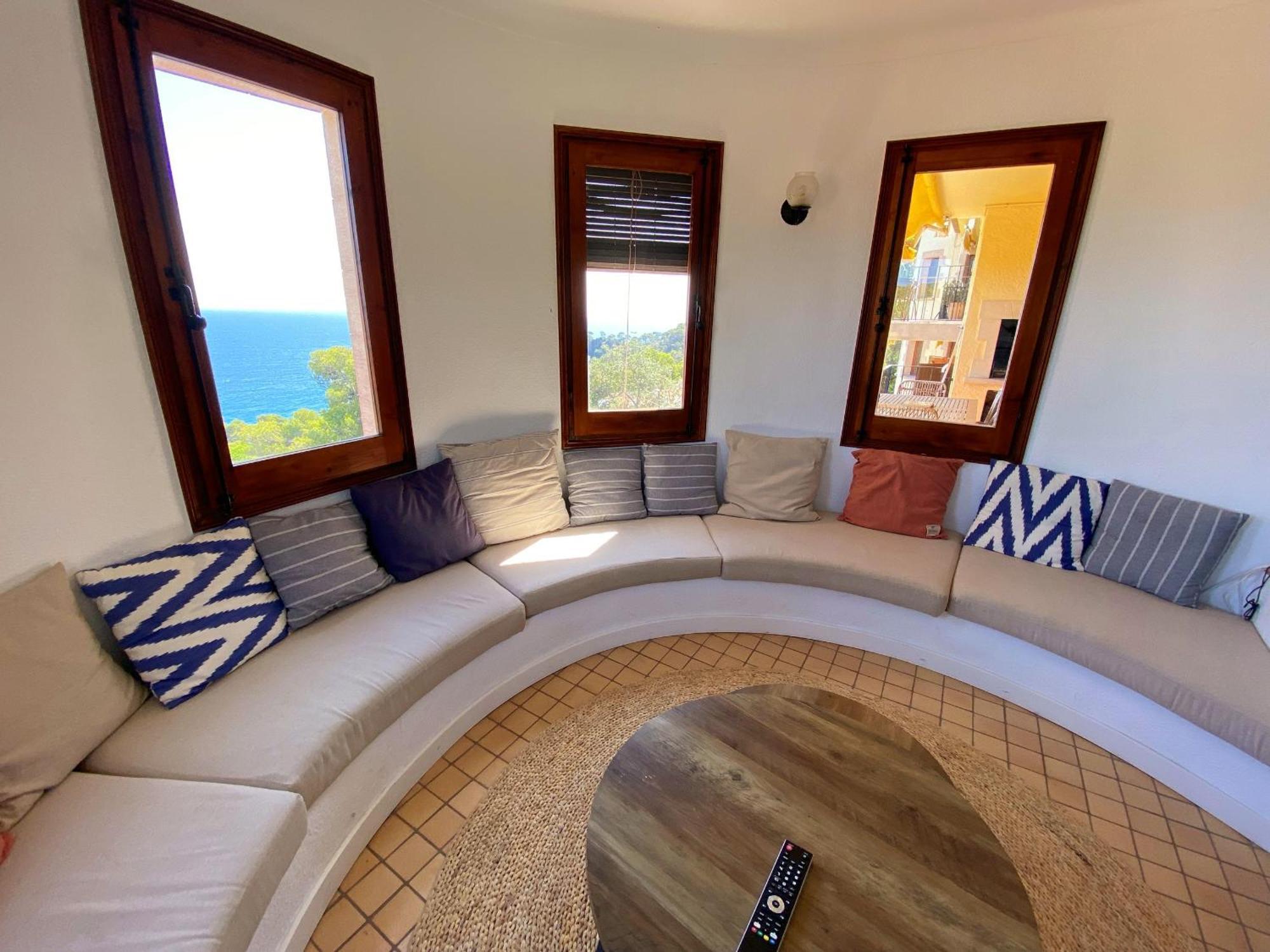 Apartemen 65 m² dengan 3 kamar tidur dan 3 kamar mandi pribadi di Calella de Palafrugell Bagian luar foto